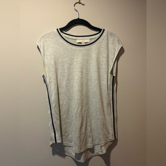 Loft Gray Top W/ Racing Black Side Trim Size Petite‎ Small Ladies - Picture 1 of 5